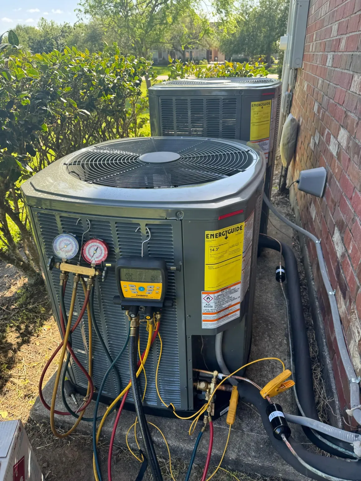 Seasonal maintenance with manifold gauges